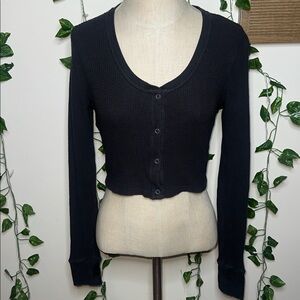aerie Dark Gray Waffle Knit Button Up Semi Cropped Longsleeve Thumb Holes